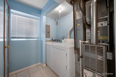 Tiny photo for 653 Hampton Circle, Elgin, IL 60120 (MLS # 12526341)