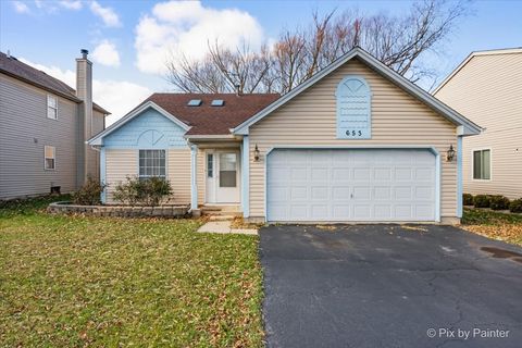 Photo of 653 Hampton Circle, Elgin, IL 60120 (MLS # 12526341)