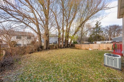 Tiny photo for 653 Hampton Circle, Elgin, IL 60120 (MLS # 12526341)