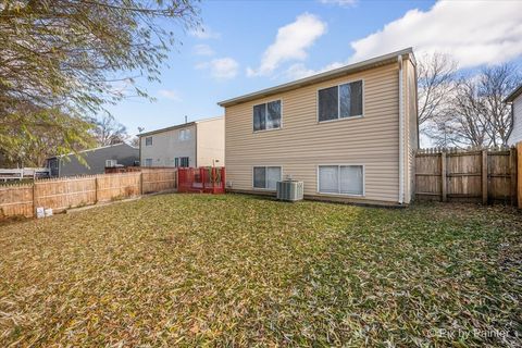 Tiny photo for 653 Hampton Circle, Elgin, IL 60120 (MLS # 12526341)