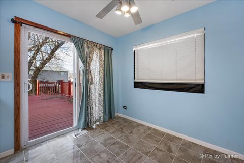 Tiny photo for 653 Hampton Circle, Elgin, IL 60120 (MLS # 12526341)