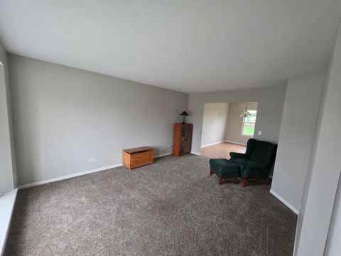 Tiny photo for 992 Mcphee Drive, Lake In The Hills, IL 60156 (MLS # 12459651)