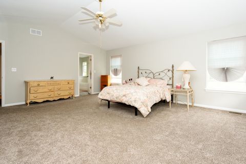 Tiny photo for 992 Mcphee Drive, Lake In The Hills, IL 60156 (MLS # 12459651)