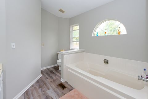 Tiny photo for 992 Mcphee Drive, Lake In The Hills, IL 60156 (MLS # 12459651)