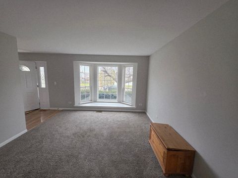 Tiny photo for 992 Mcphee Drive, Lake In The Hills, IL 60156 (MLS # 12459651)