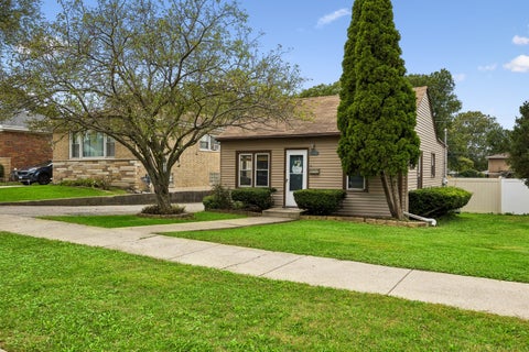 Photo of 9824 S Campbell Avenue, Evergreen Park, IL 60805 (MLS # 12756022)