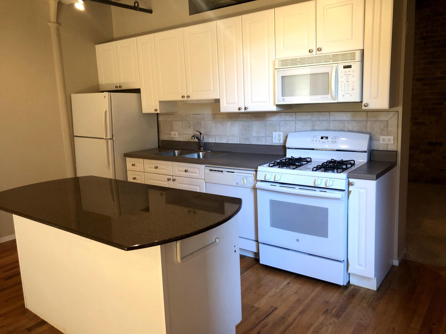 420 S CLINTON Street 508A