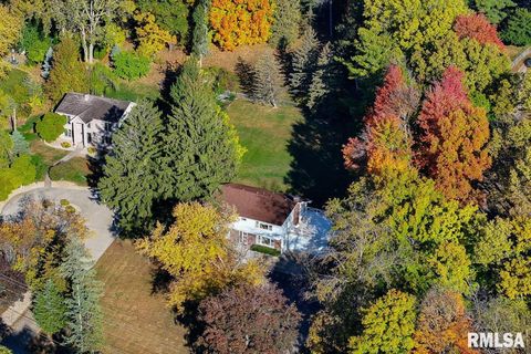 Tiny photo for 910 2ND Avenue S, Clinton, IA 52732 (MLS # QC4269032)