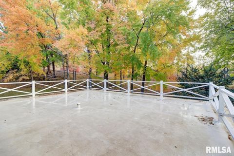 Tiny photo for 910 2ND Avenue S, Clinton, IA 52732 (MLS # QC4269032)