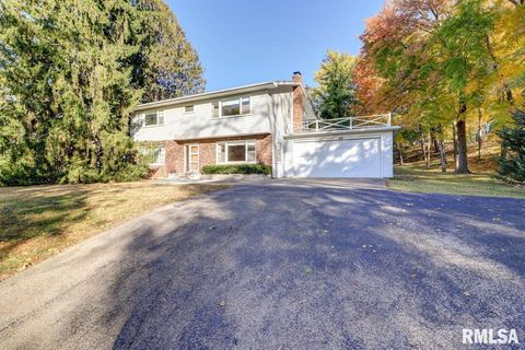 Tiny photo for 910 2ND Avenue S, Clinton, IA 52732 (MLS # QC4269032)