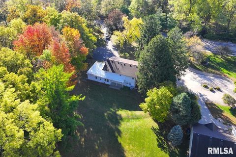 Tiny photo for 910 2ND Avenue S, Clinton, IA 52732 (MLS # QC4269032)