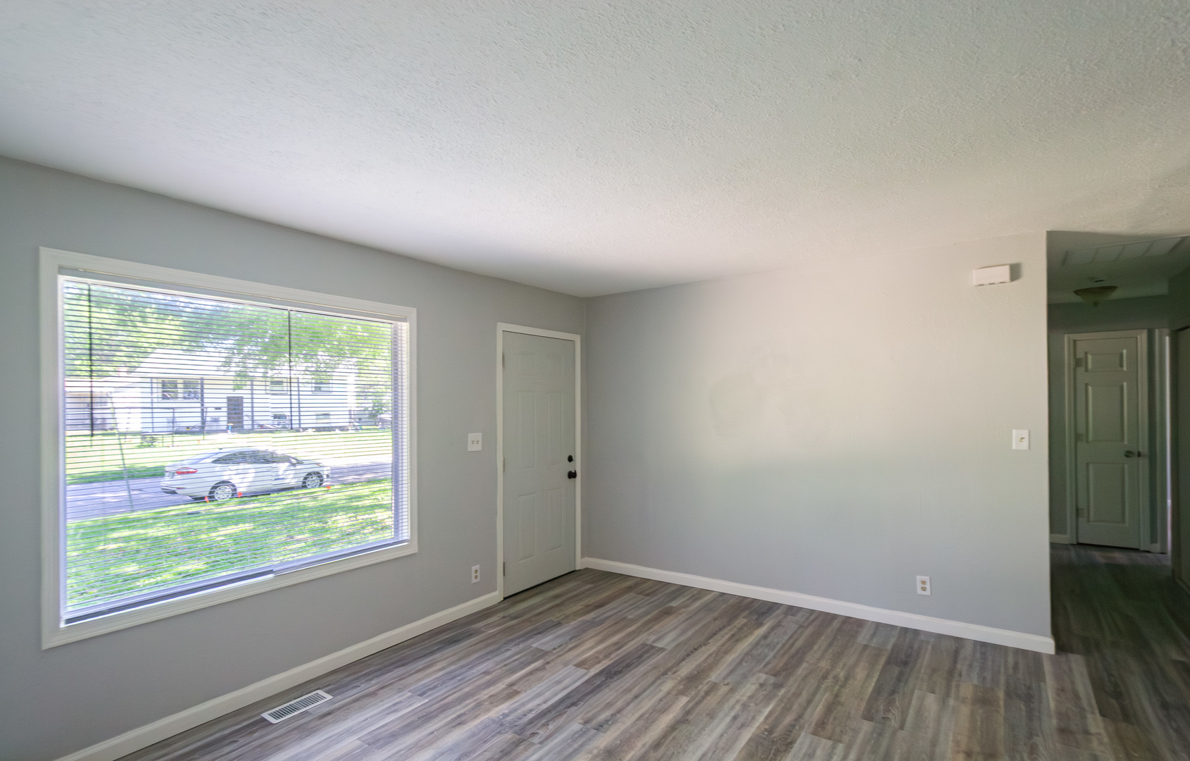 1607 Williamsburg Drive