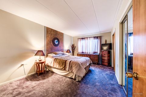 Tiny photo for 940 Holbrook Road #33B, Homewood, IL 60430 (MLS # 12408036)