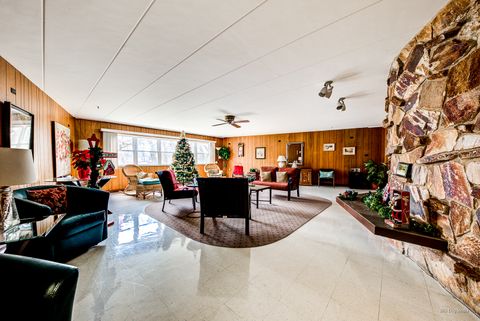 Tiny photo for 940 Holbrook Road #33B, Homewood, IL 60430 (MLS # 12408036)