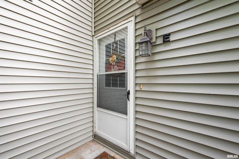 Tiny photo for 2422 E 51ST Street #E, Davenport, IA 52807 (MLS # QC4267757)