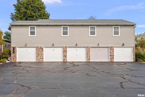 Tiny photo for 2422 E 51ST Street #E, Davenport, IA 52807 (MLS # QC4267757)