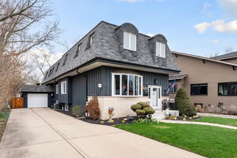 5706 N New Hampshire Avenue Chicago IL 60631