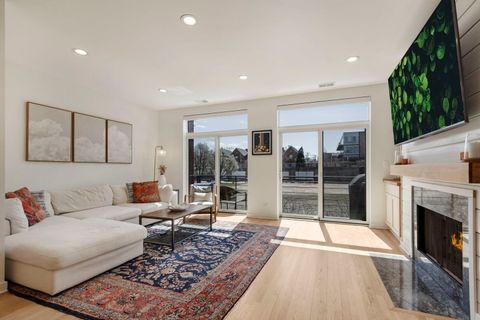 Tiny photo for 1830 N Winchester Avenue #105, Chicago, IL 60622 (MLS # 12607626)