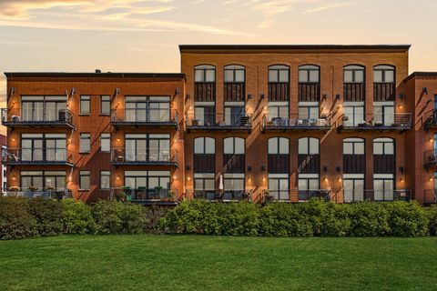 Tiny photo for 1830 N Winchester Avenue #105, Chicago, IL 60622 (MLS # 12607626)