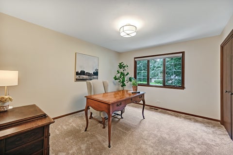 Tiny photo for 5 Regent Court, Burr Ridge, IL 60527 (MLS # 12537427)