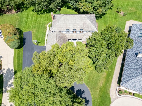 Tiny photo for 5 Regent Court, Burr Ridge, IL 60527 (MLS # 12537427)