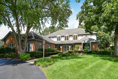 Tiny photo for 5 Regent Court, Burr Ridge, IL 60527 (MLS # 12537427)