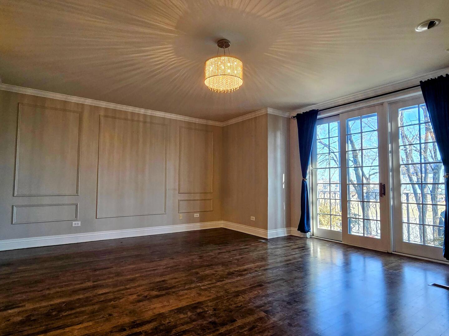 1422 N Noble Street 2S