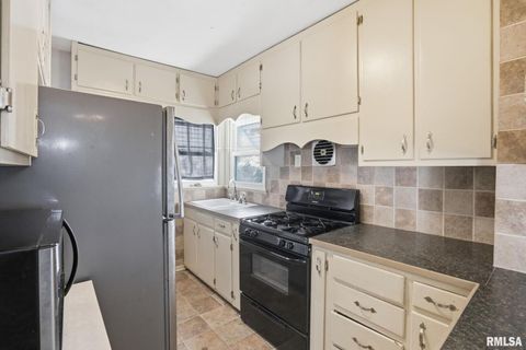 Tiny photo for 2427 29 1/2 Street, Rock Island, IL 61201 (MLS # 12548582)