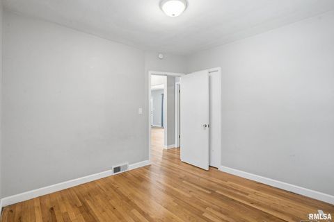 Tiny photo for 2427 29 1/2 Street, Rock Island, IL 61201 (MLS # 12548582)