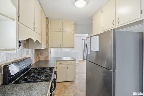 Tiny photo for 2427 29 1/2 Street, Rock Island, IL 61201 (MLS # 12548582)