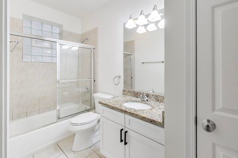 Tiny photo for 2031 W Augusta Boulevard #1, Chicago, IL 60622 (MLS # 12640427)