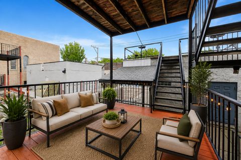 Tiny photo for 2031 W Augusta Boulevard #1, Chicago, IL 60622 (MLS # 12640427)