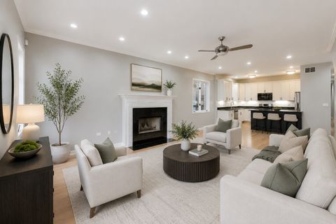 Tiny photo for 2031 W Augusta Boulevard #1, Chicago, IL 60622 (MLS # 12640427)