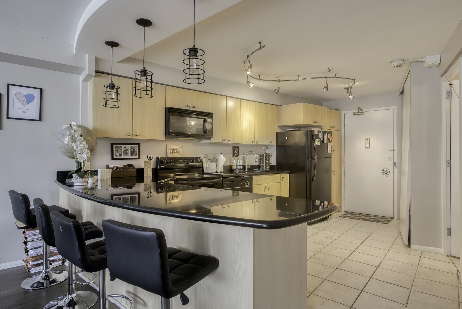 300 N State Street 2535