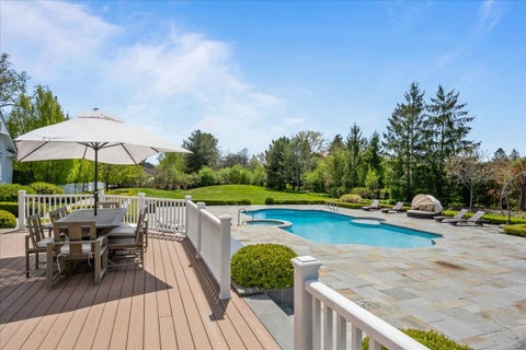 Tiny photo for 2220 Churchill Circle, Libertyville, IL 60048 (MLS # 12586195)