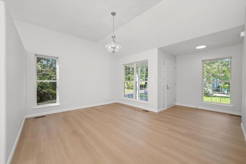 Tiny photo for 2108 Aspen Drive, Woodstock, IL 60098 (MLS # 12438699)