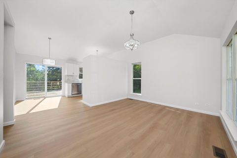 Tiny photo for 2108 Aspen Drive, Woodstock, IL 60098 (MLS # 12438699)