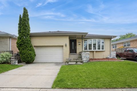 Photo of 6846 N Dowagiac Avenue, Chicago, IL 60646 (MLS # 12500660) Photo of 6846 N Dowagiac Avenue, Chicago, IL 60646 (MLS # 12500660)