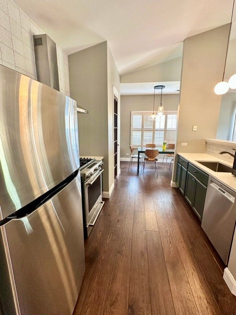 Tiny photo for 2643 Granite Court #B, Crystal Lake, IL 60012 (MLS # 12661777)