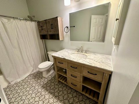 Tiny photo for 2643 Granite Court #B, Crystal Lake, IL 60012 (MLS # 12661777)