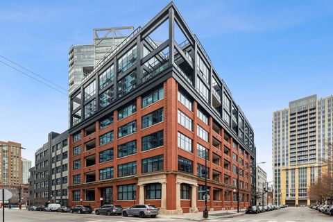 676 N KINGSBURY Street 205 Chicago IL 60654