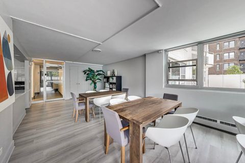 Tiny photo for 555 W CORNELIA Avenue #1711, Chicago, IL 60657 (MLS # 12491038)