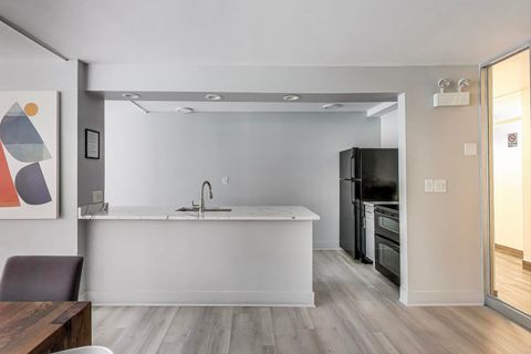 Tiny photo for 555 W CORNELIA Avenue #1711, Chicago, IL 60657 (MLS # 12491038)