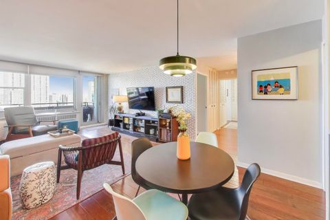 Tiny photo for 555 W CORNELIA Avenue #1711, Chicago, IL 60657 (MLS # 12491038)