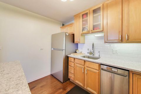 Tiny photo for 555 W CORNELIA Avenue #1711, Chicago, IL 60657 (MLS # 12491038)