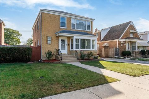 Tiny photo for 1815 N 22nd Avenue, Melrose Park, IL 60160 (MLS # 12488380)
