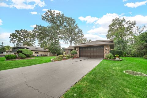 Tiny photo for 292 Juniper Drive, Wood Dale, IL 60191 (MLS # 12494280)