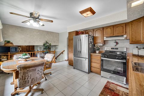 Tiny photo for 292 Juniper Drive, Wood Dale, IL 60191 (MLS # 12494280)