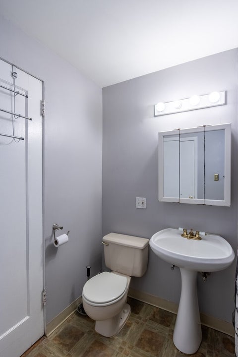 Tiny photo for 945 E Hyde Park Boulevard #3, Chicago, IL 60615 (MLS # 12694795)