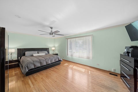 Tiny photo for 17W320 Scheel Drive, Willowbrook, IL 60527 (MLS # 12679062)